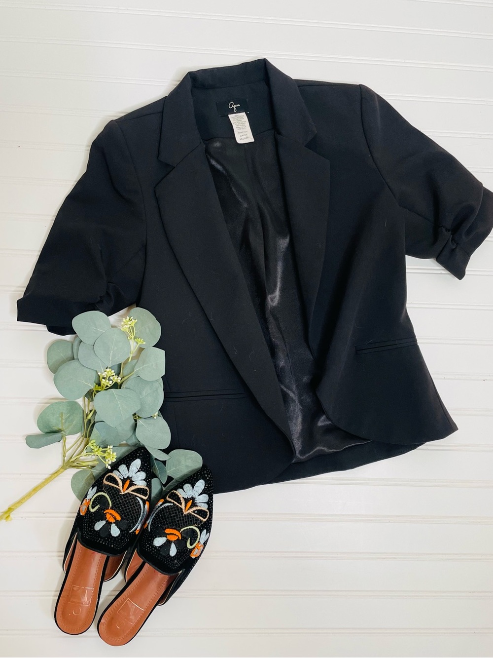 Aqua Short Sleeve Cropped Open Front Blazer